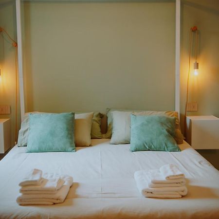 Bea Trees - Lake Garda 푸에냐고 외부 사진