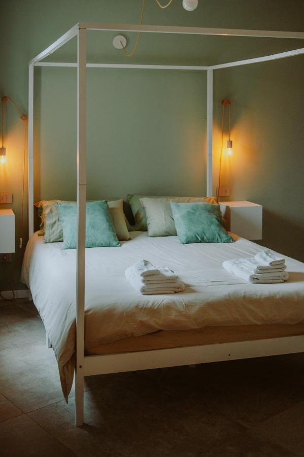 Bea Trees - Lake Garda 푸에냐고 외부 사진