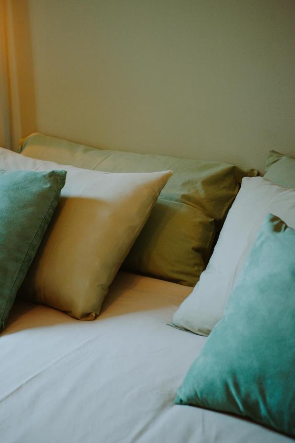 Bea Trees - Lake Garda 푸에냐고 외부 사진